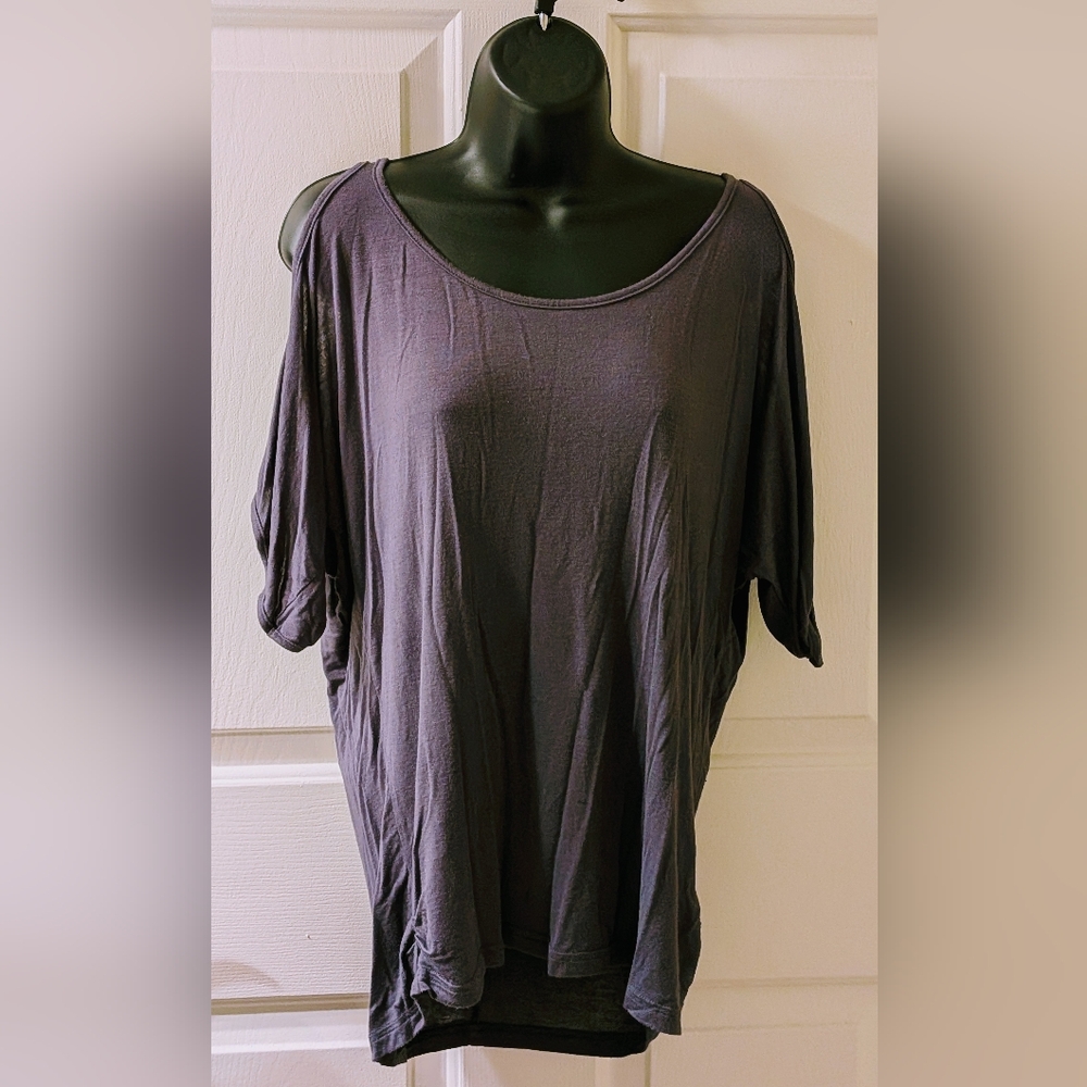 Comfy Gray Women's Top